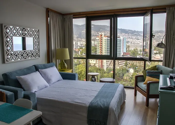 아파트 Monumental *